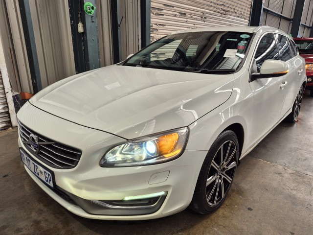 BUY VOLVO V60 D4 EXCEL GEARTRONIC 2014, Burchmore Auction